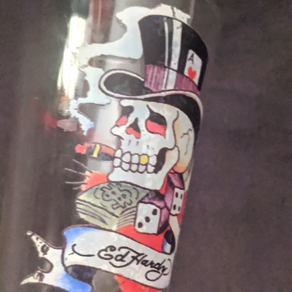 COPY - Ed Hardy Glass - Picture 6 of 7
